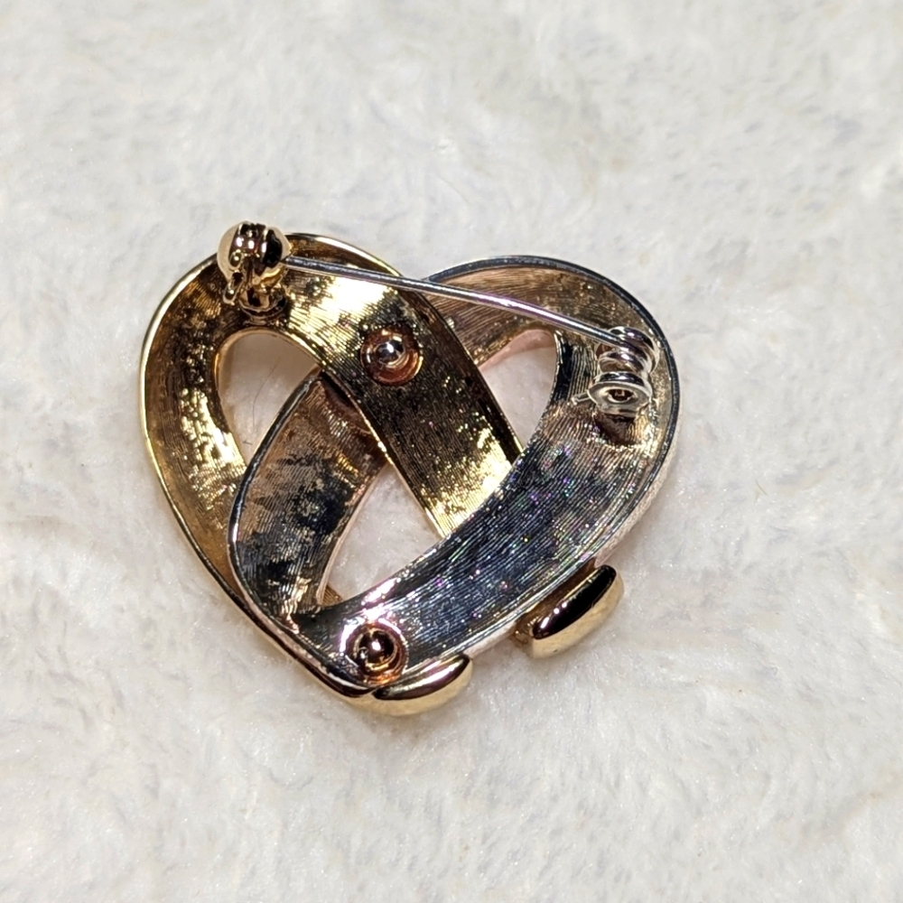 Vintage Goldtone and Silvertone Open Heart Brooch - Picture 3 of 4